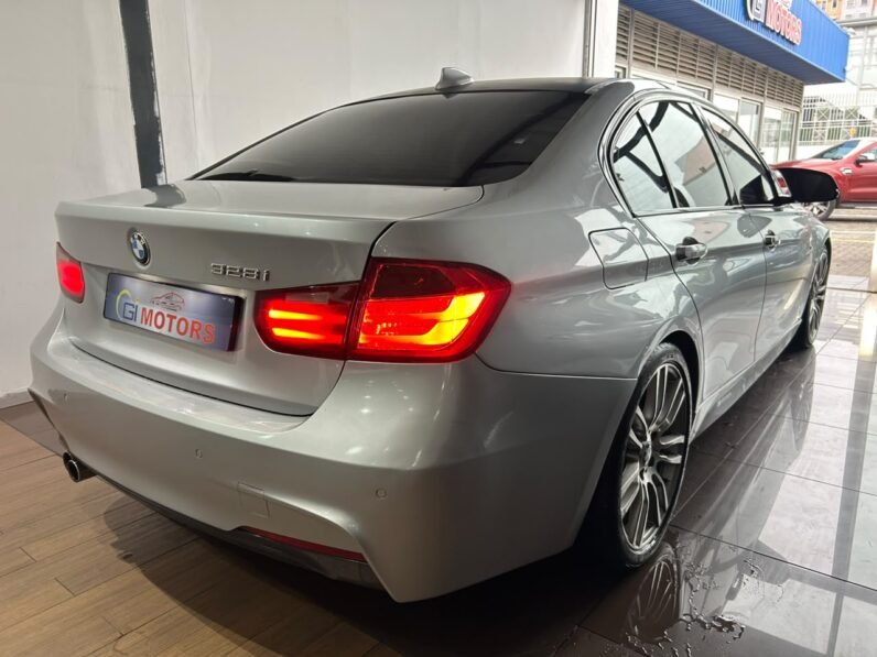 2013 BMW 3 Series 328i M Sport Auto