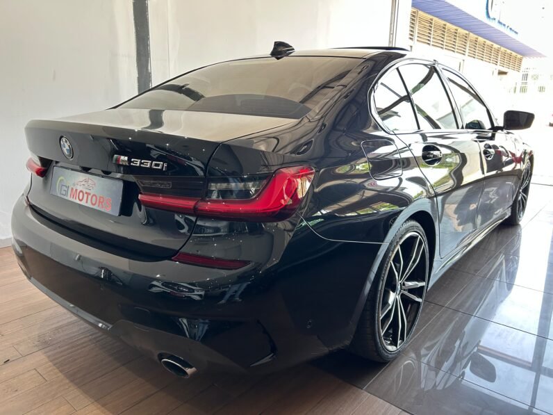 BMW 330i MSPORT