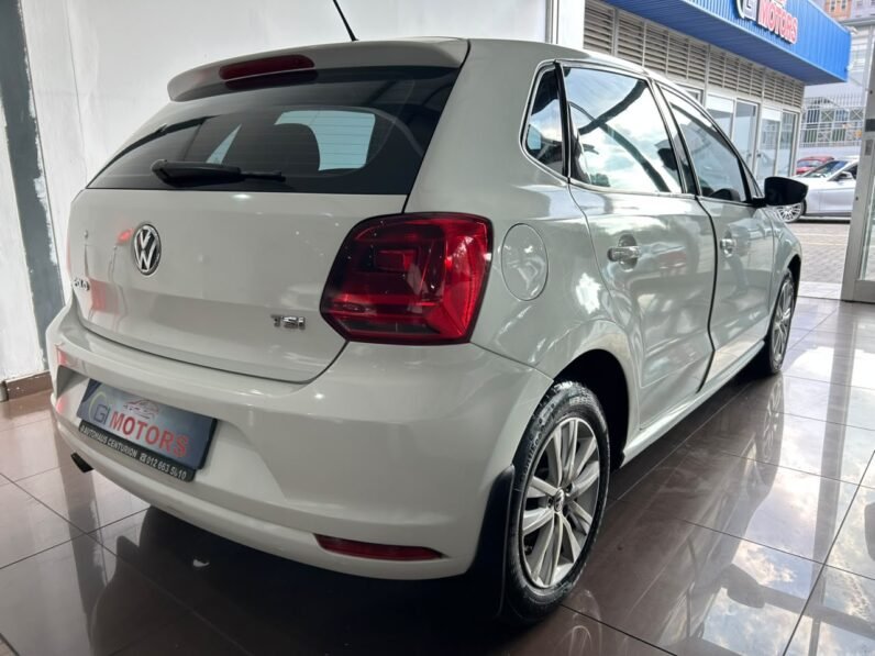 VOLKSWAGEN POLO 1.2 TSI