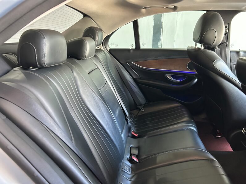 Mercedes-Benz E-Class E 200