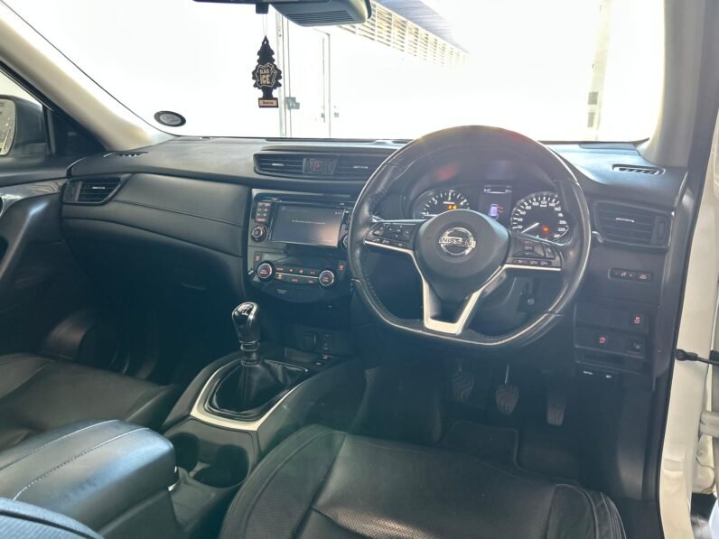 NISSAN XTRAIL 1.6 T