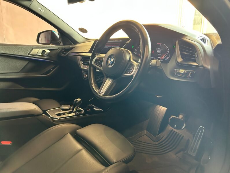 BMW 218i MSPORT