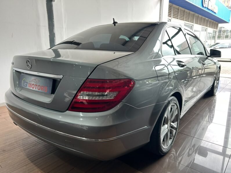 MERCEDES BENZ C180 BE AVANTGARDE AUTO