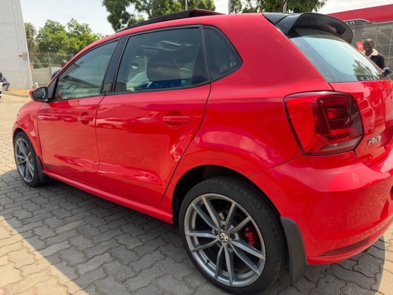 VOLKSWAGEN POLO 1.2 TSI COMFORTLINE