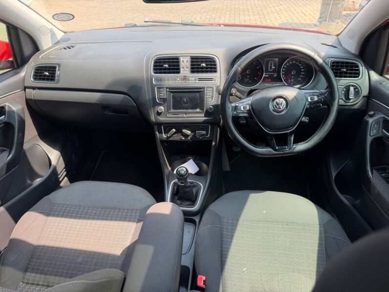 VOLKSWAGEN POLO 1.2 TSI COMFORTLINE