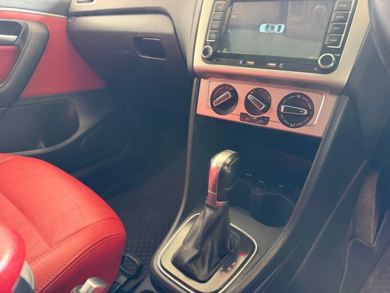 VOLKSWAGEN POLO 1.2 TSI