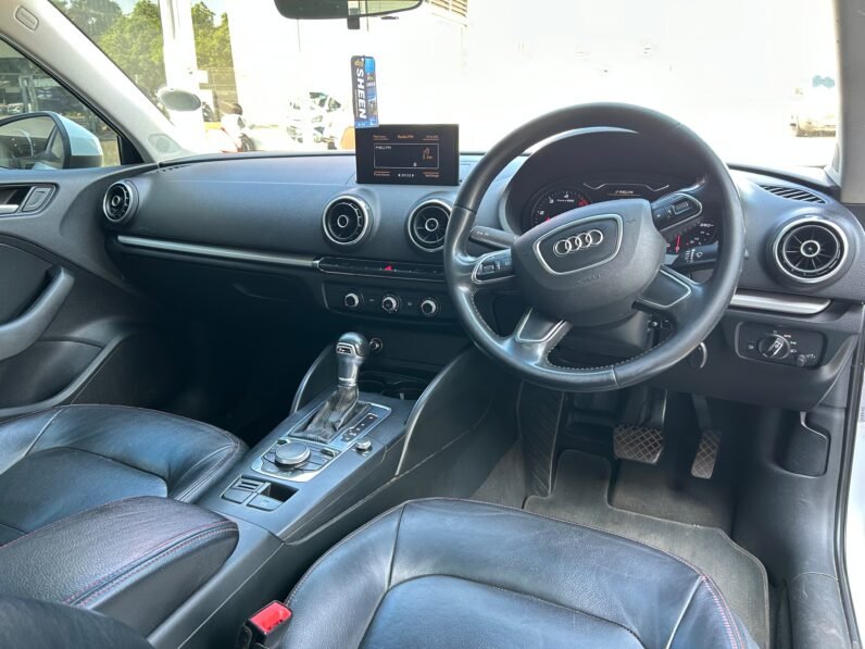 AUDI A3 1.6 TDI AUTO