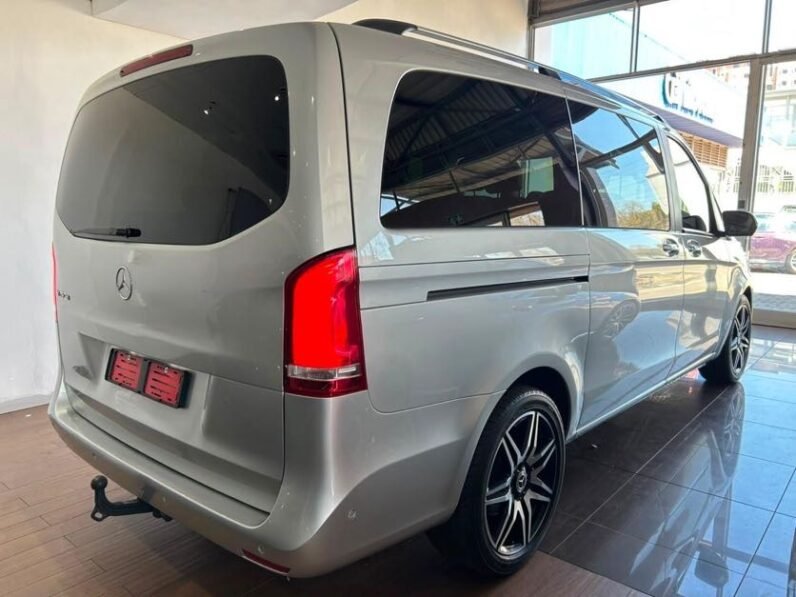 Mercedes-Benz V-Class V 220 CDi Avantgarde Auto