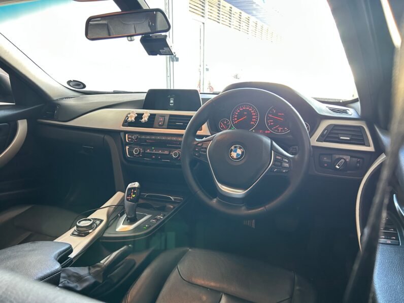 BMW 318i