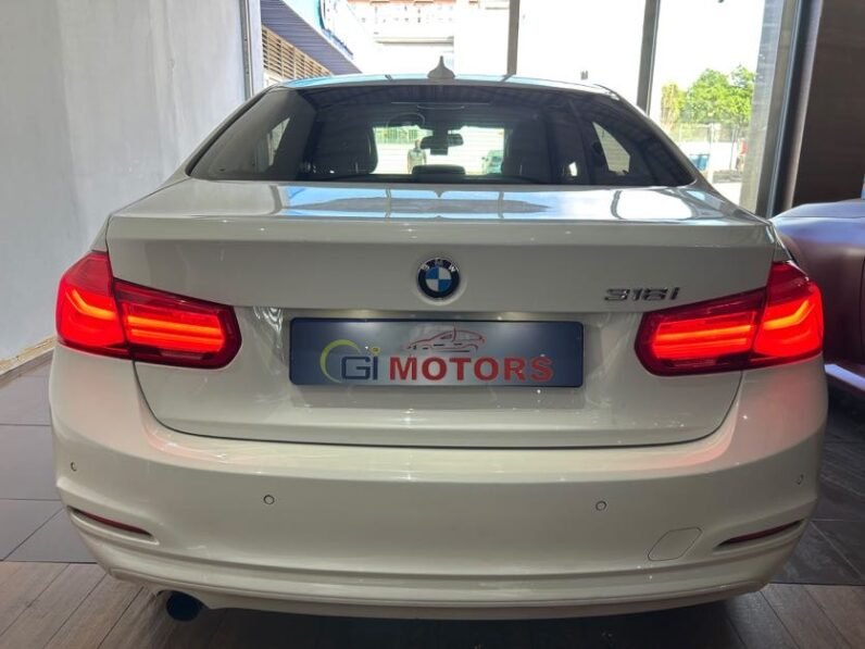 BMW 318i