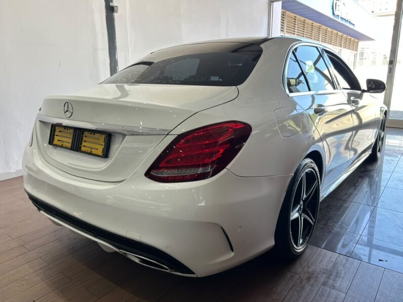 MERCEDES BENZ C180