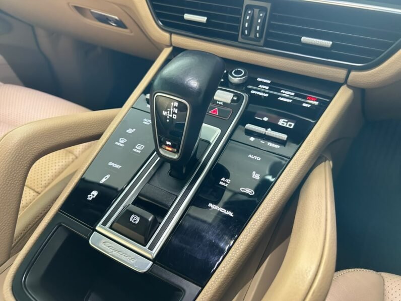 PORSCHE CAYENNE COUP TIPTRONIC