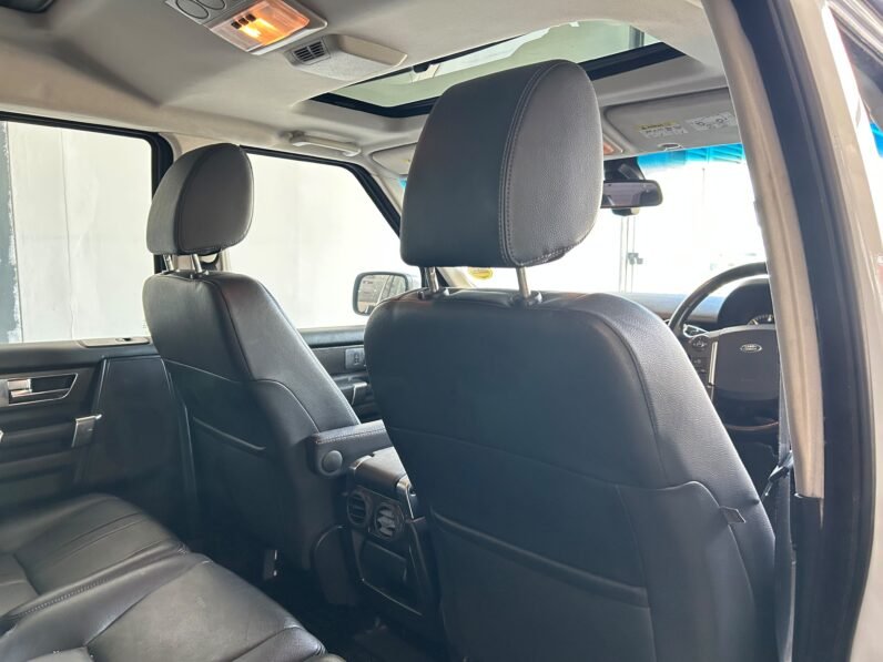 LAND ROVER DISCOVERY 3.0 V6 SE