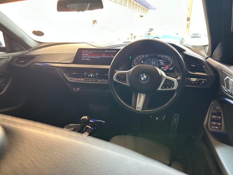 BMW 218i MSPORT
