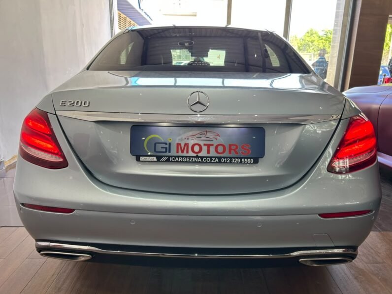 Mercedes-Benz E-Class E 200