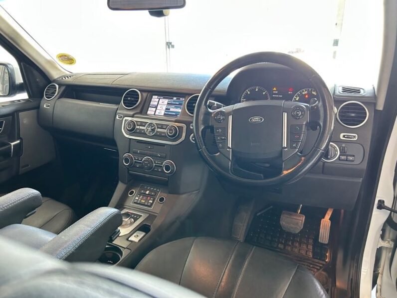 LAND ROVER DISCOVERY 3.0 V6 SE