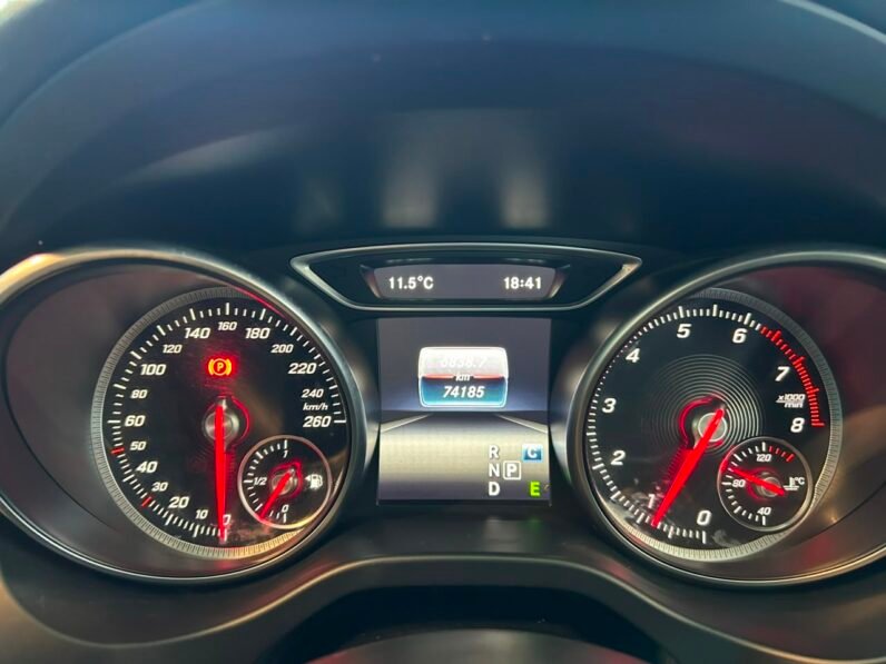 Mercedes-Benz CLA 200 Auto