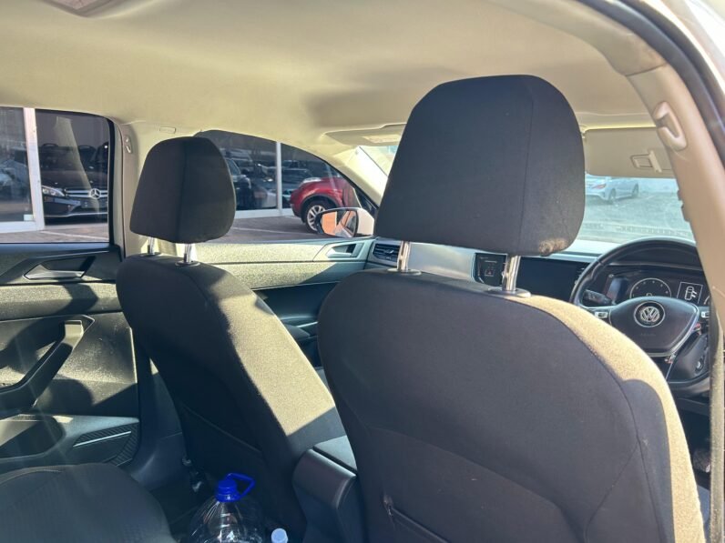 VOLKSWAGEN POLO 1.0 COMFORTLINE TSI