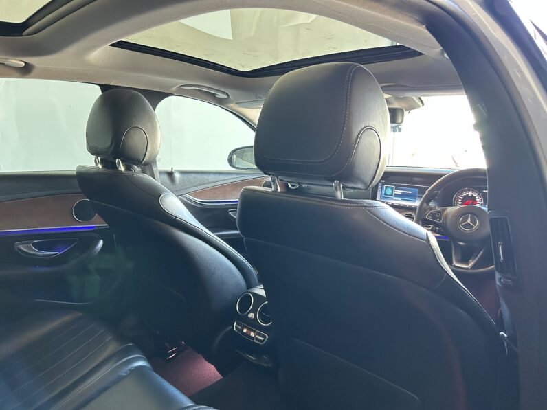 Mercedes-Benz E-Class E 200