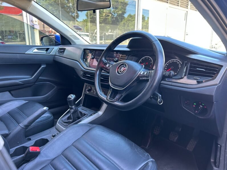 VOLKSWAGEN POLO 1.0 TSI RLINE