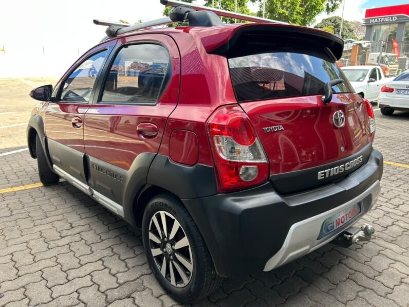TOYOTA ETIOS