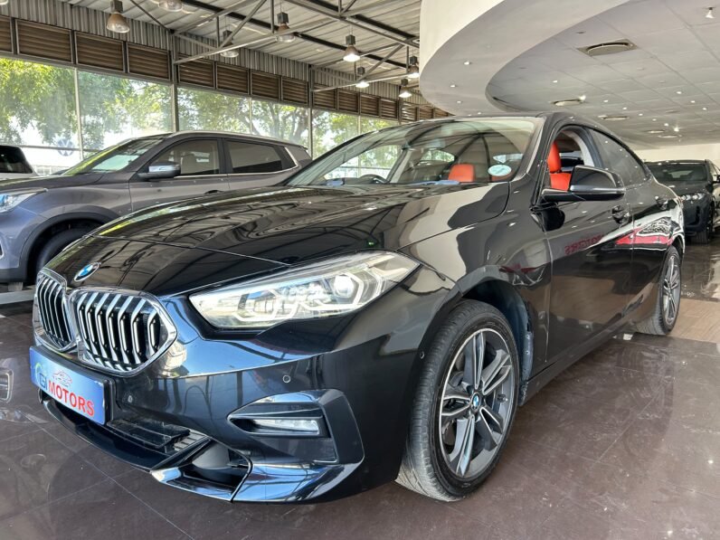 BMW 218i MSPORT