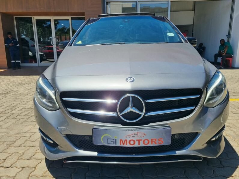 MERCEDES BENZ B200