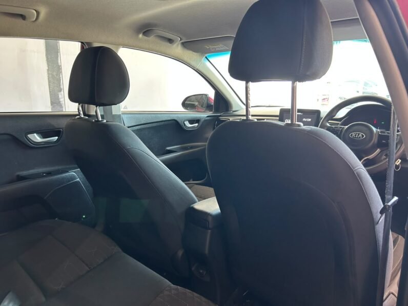 KIA RIO 1.4