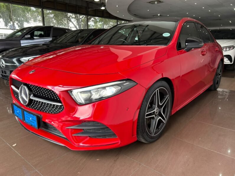 MERCEDES BENZ A200 SEDAN AMG