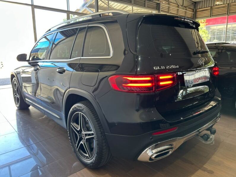MERCEDES BENZ GLB 220D