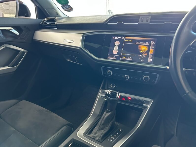AUDI Q3 35TFSI