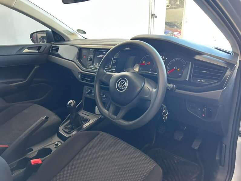 VOLKSWAGEN POLO 1.0 TSI TRENDLINE
