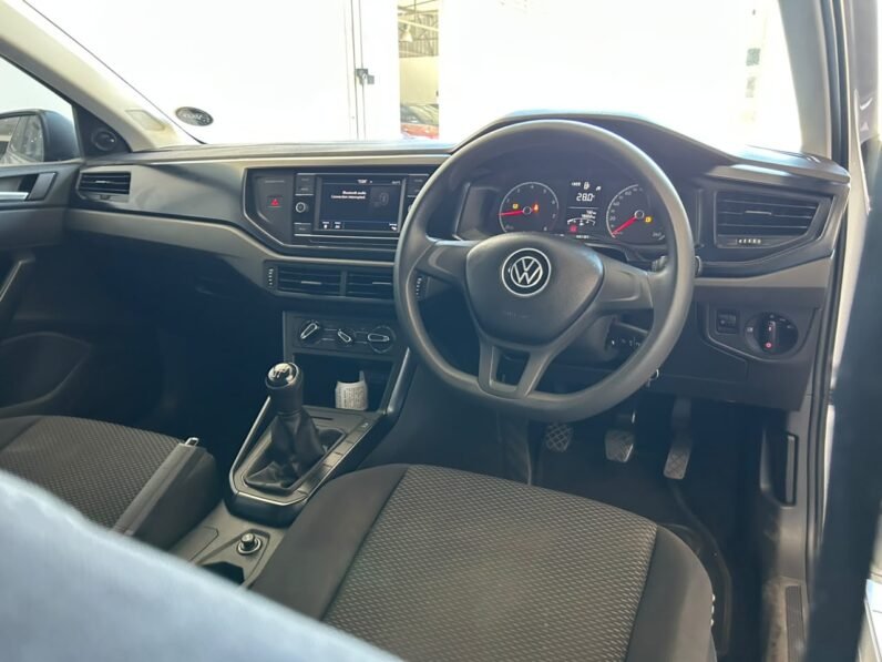 VOLKSWAGEN POLO 1.0 TSI TRENDLINE