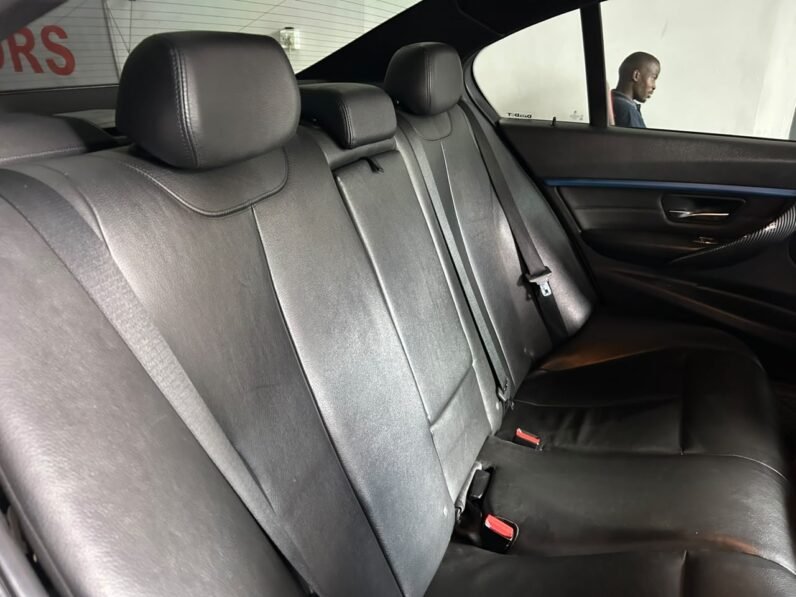 2016 BMW 3 Series 320i M Sport Auto