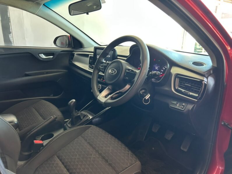 KIA RIO 1.4