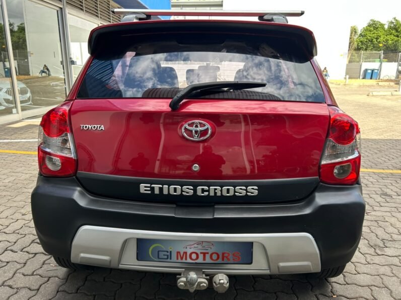 TOYOTA ETIOS