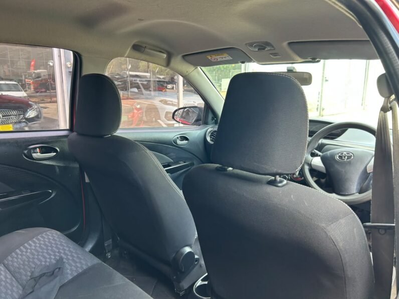 TOYOTA ETIOS