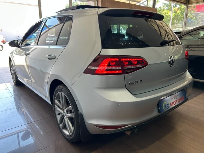 VOLKSWAGEN GOLF 7 TSI