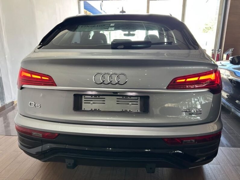 AUDI Q5 SPORTBACK 40 TDI QUATRO