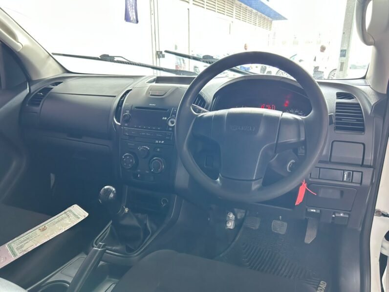ISUZU KB MAX DOUBLE CAB