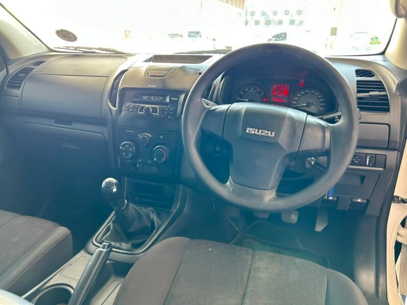 ISUZU KB250 SUPERCAB