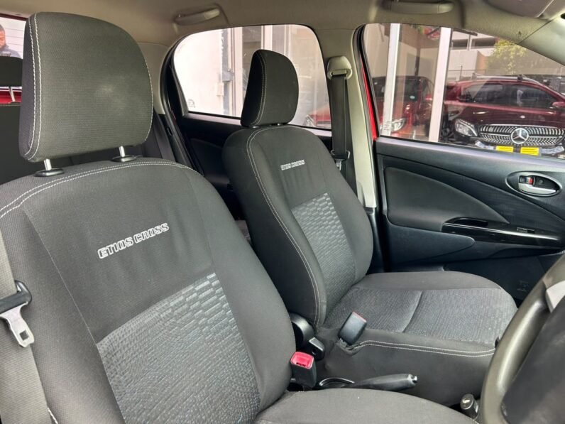TOYOTA ETIOS
