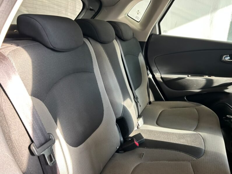 Renault Captur 900T Expression (66kW)