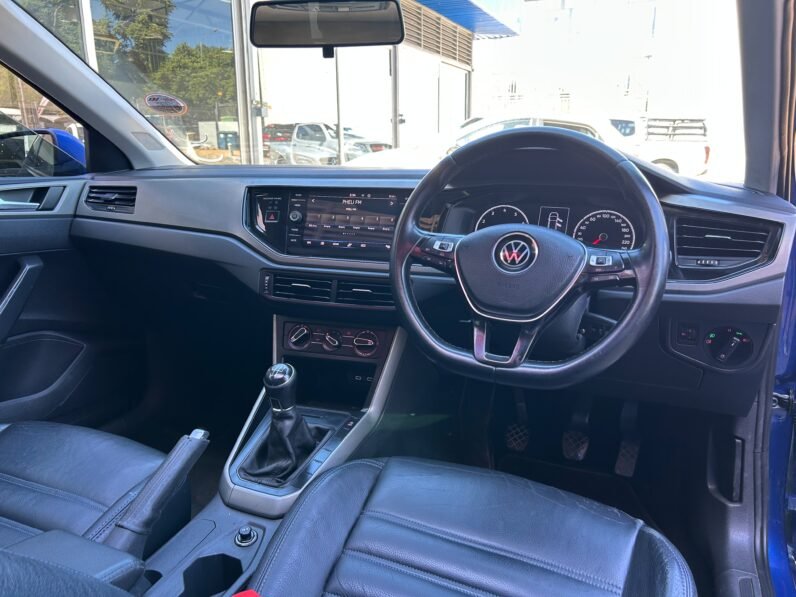 VOLKSWAGEN POLO 1.0 TSI RLINE