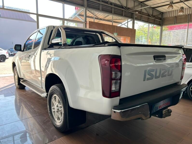 ISUZU KB250 SUPERCAB
