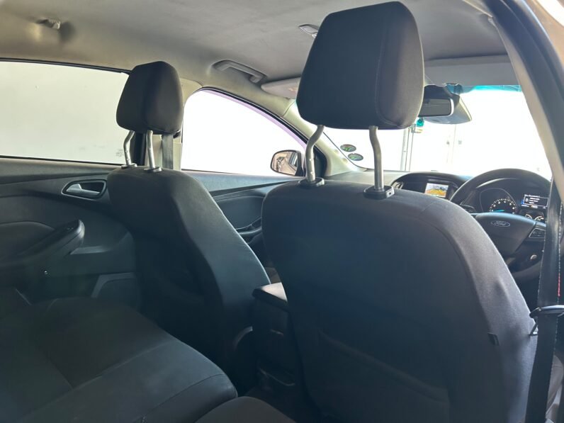FORD FOCUS 1.5