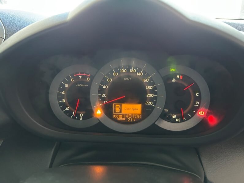 TOYOTA RAV4 2.0